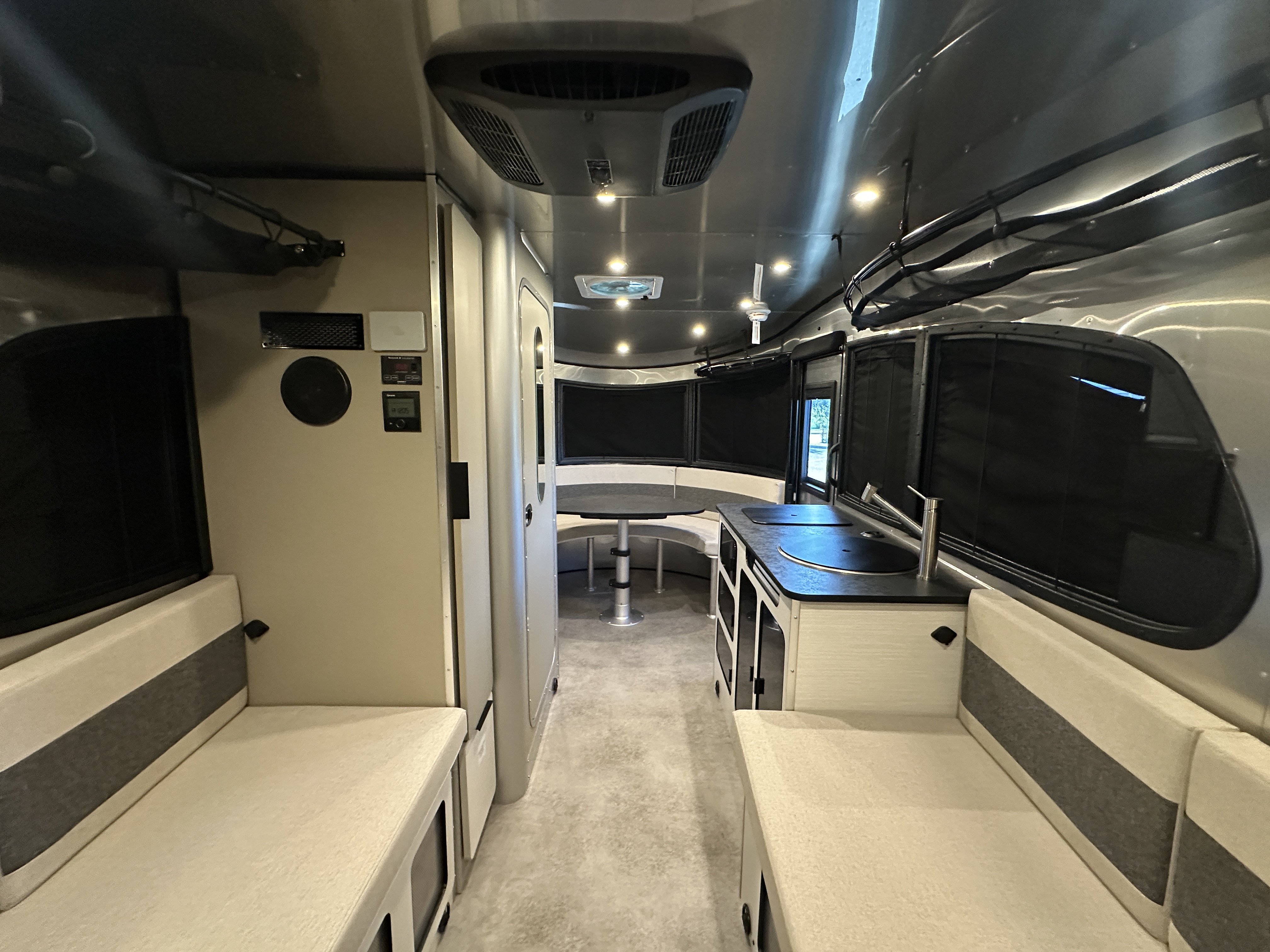 2027 Airstream Basecamp 20Xe - Image 17