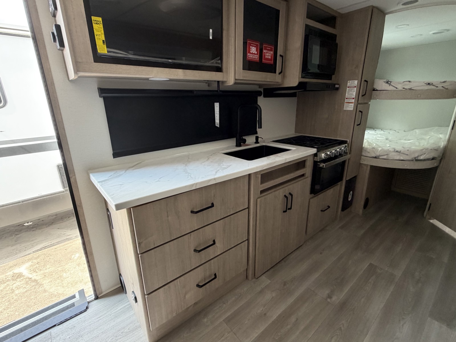 2026 GRAND DESIGN 21MBE - Image 38