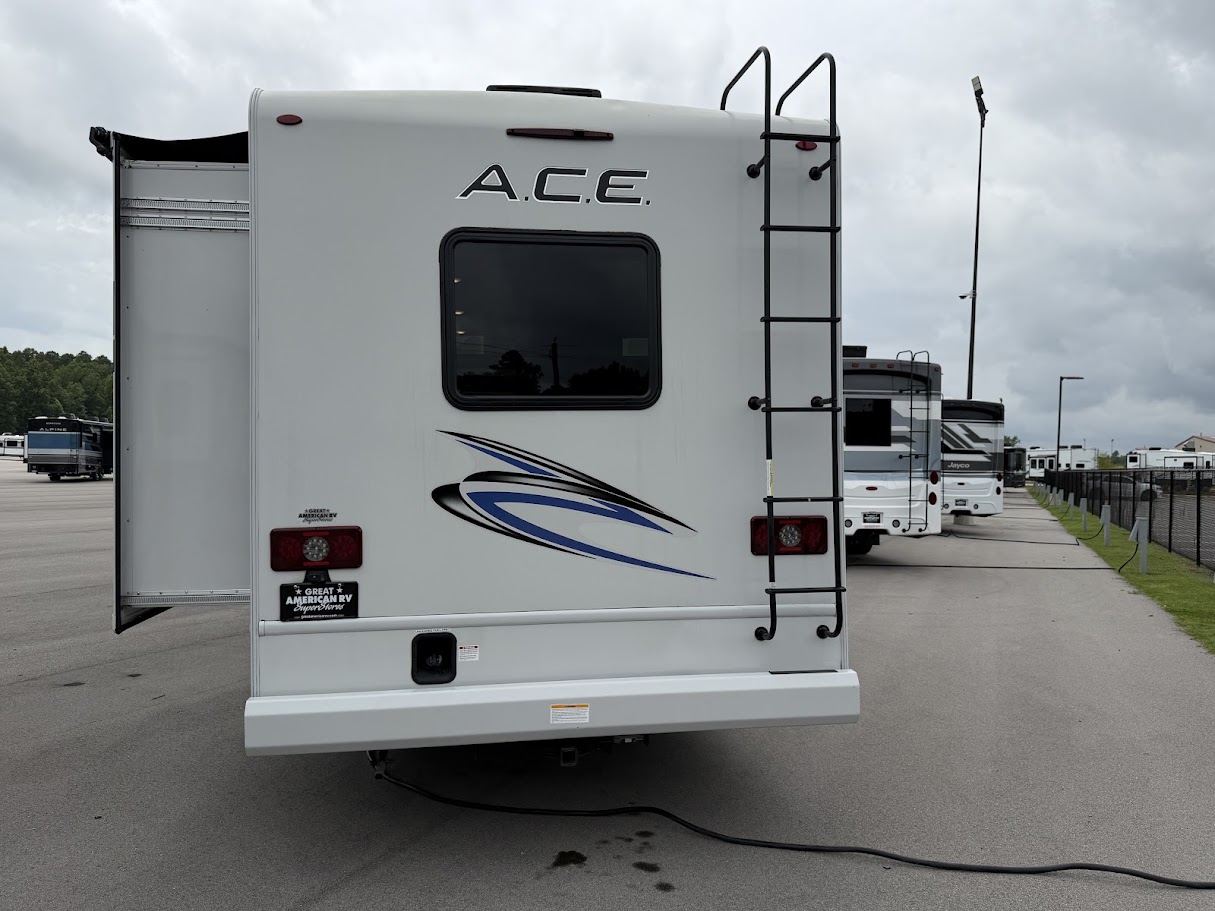 2023 THOR MOTOR COACH ACE 32B - Image 4