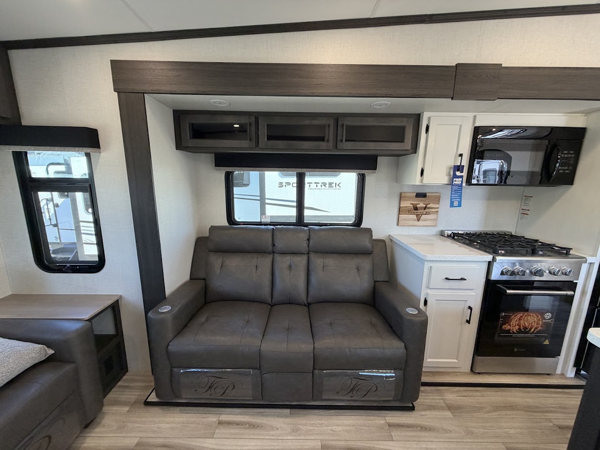 2026 VENTURE RV SPORTTREK 353VIK - Image 16