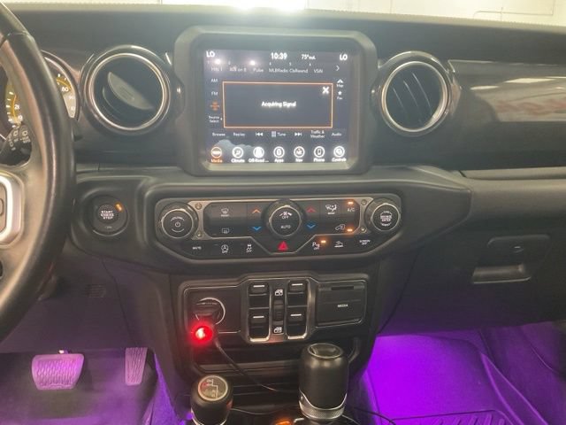 2022 Jeep Wrangler Unlimited Sahara Altitude - Image 19
