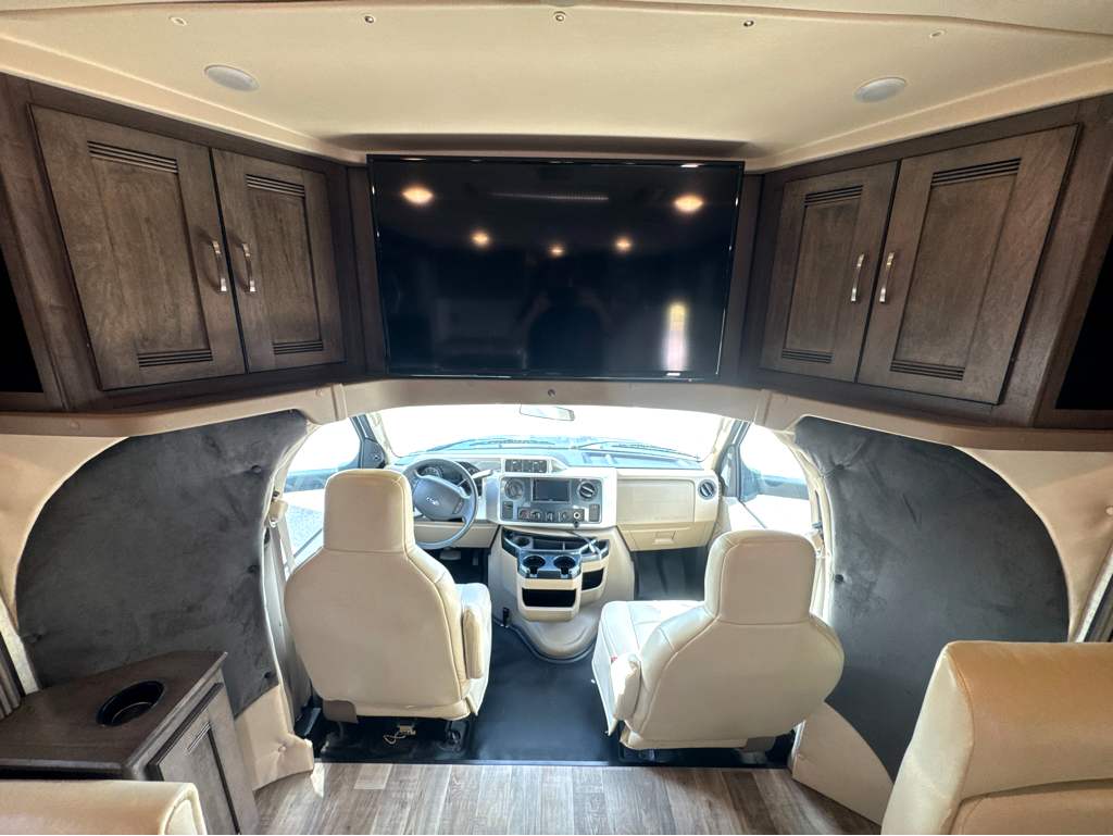 2017 WINNEBAGO ASPECT 30J - Image 9