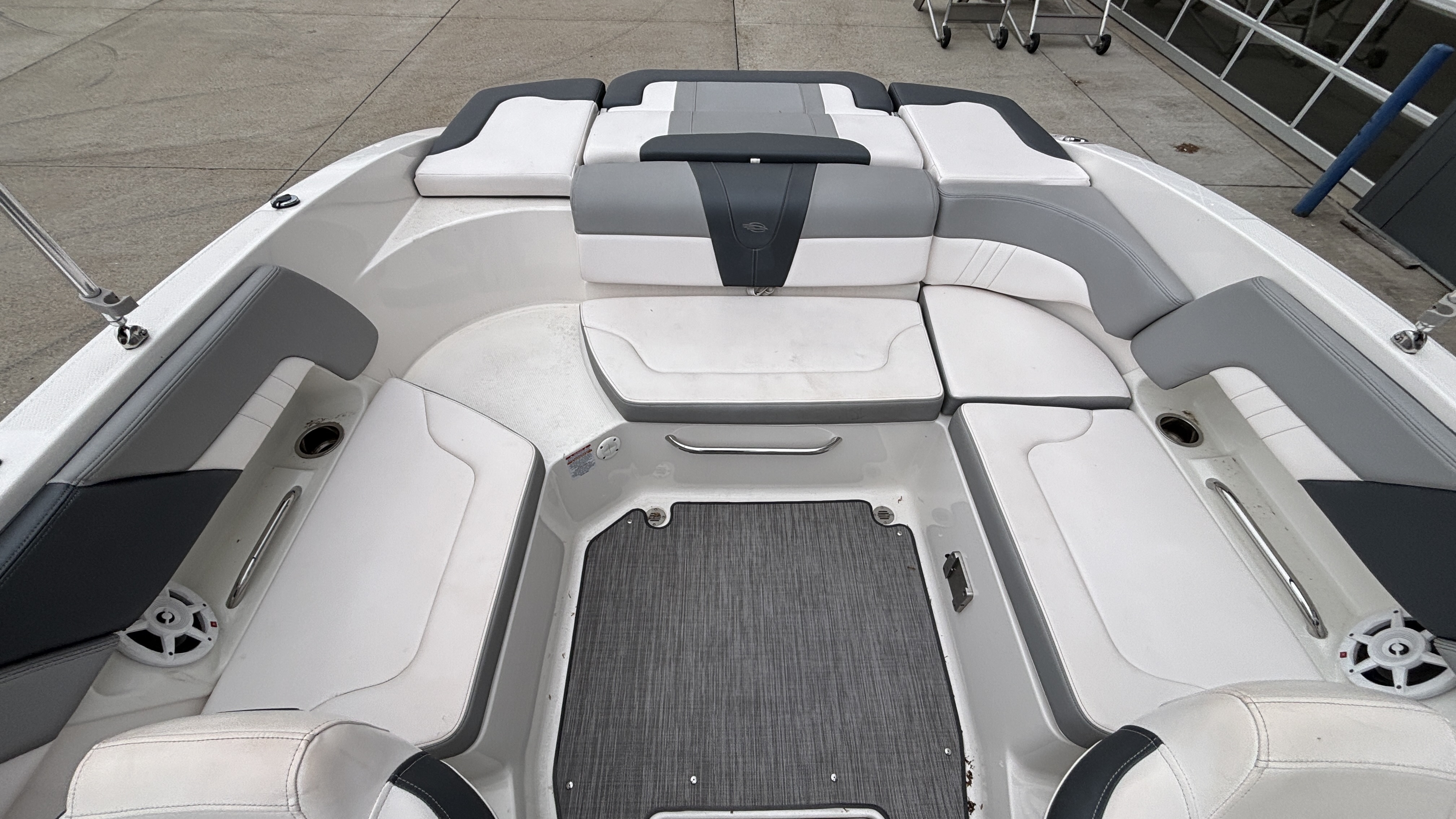 2021 Chaparral 23 SSi - Image 16