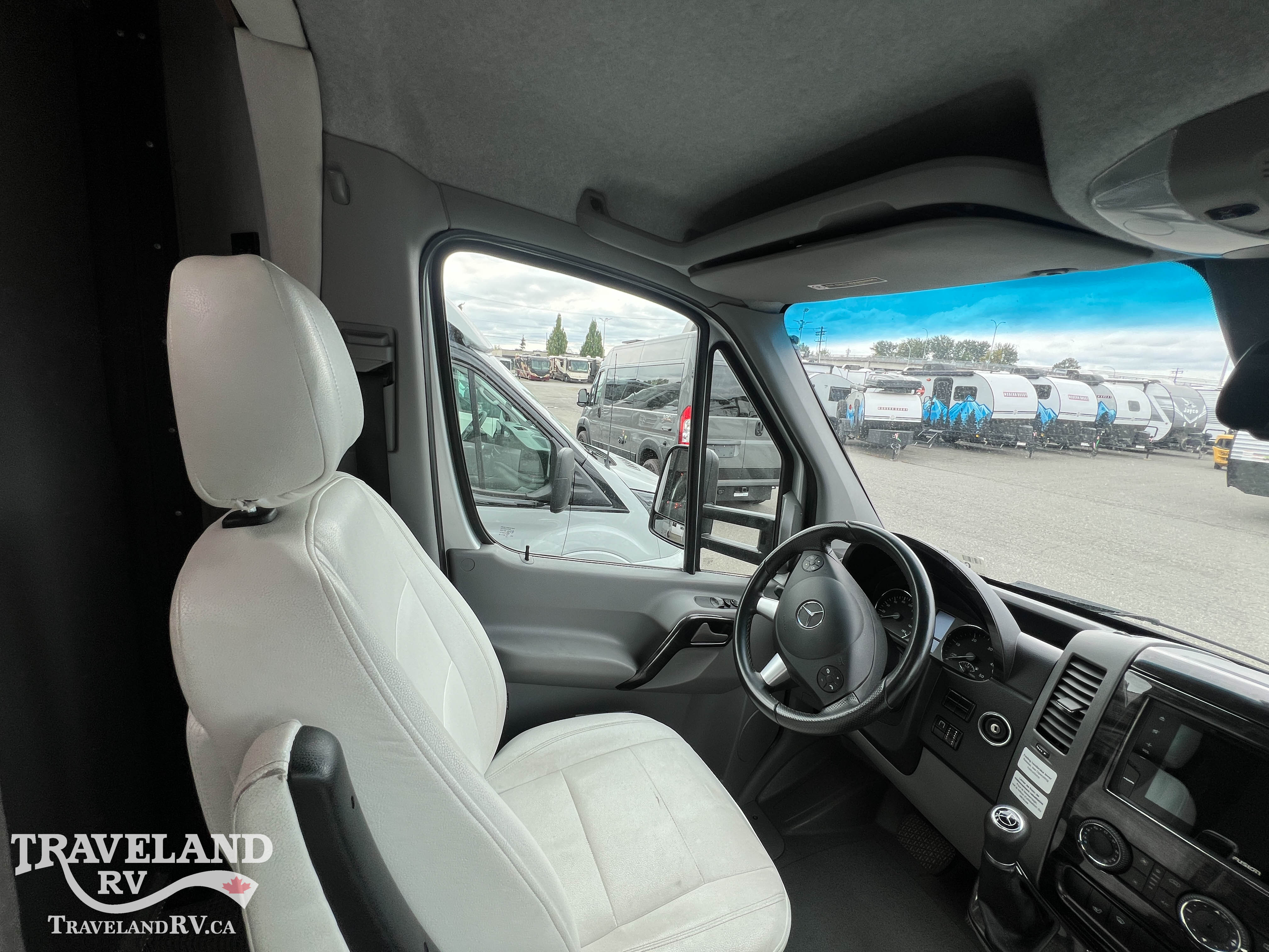 2019 Airstream Atlas Murphy Suite - Image 13