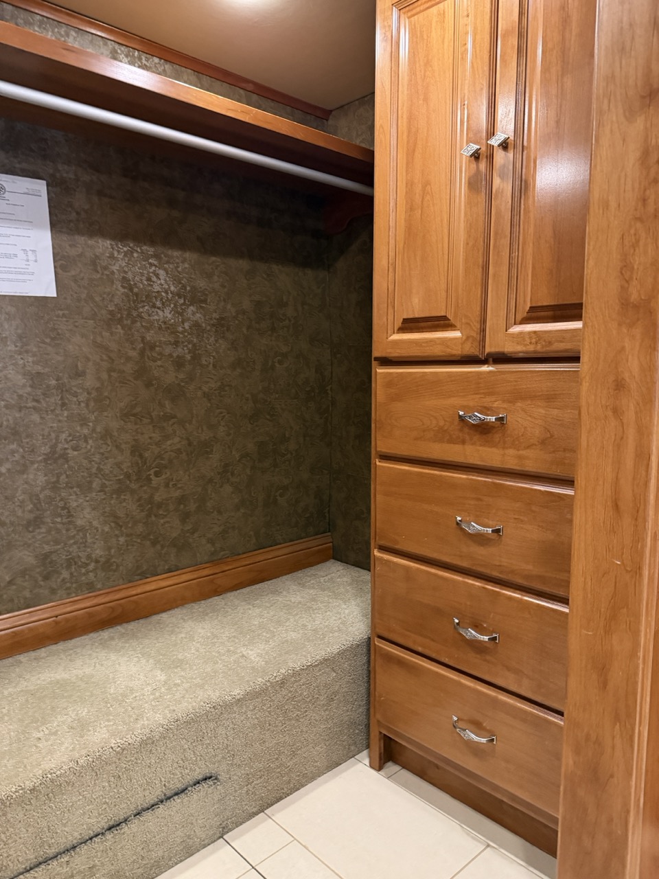 2015 Tiffin Phaeton 40 AH - Image 21