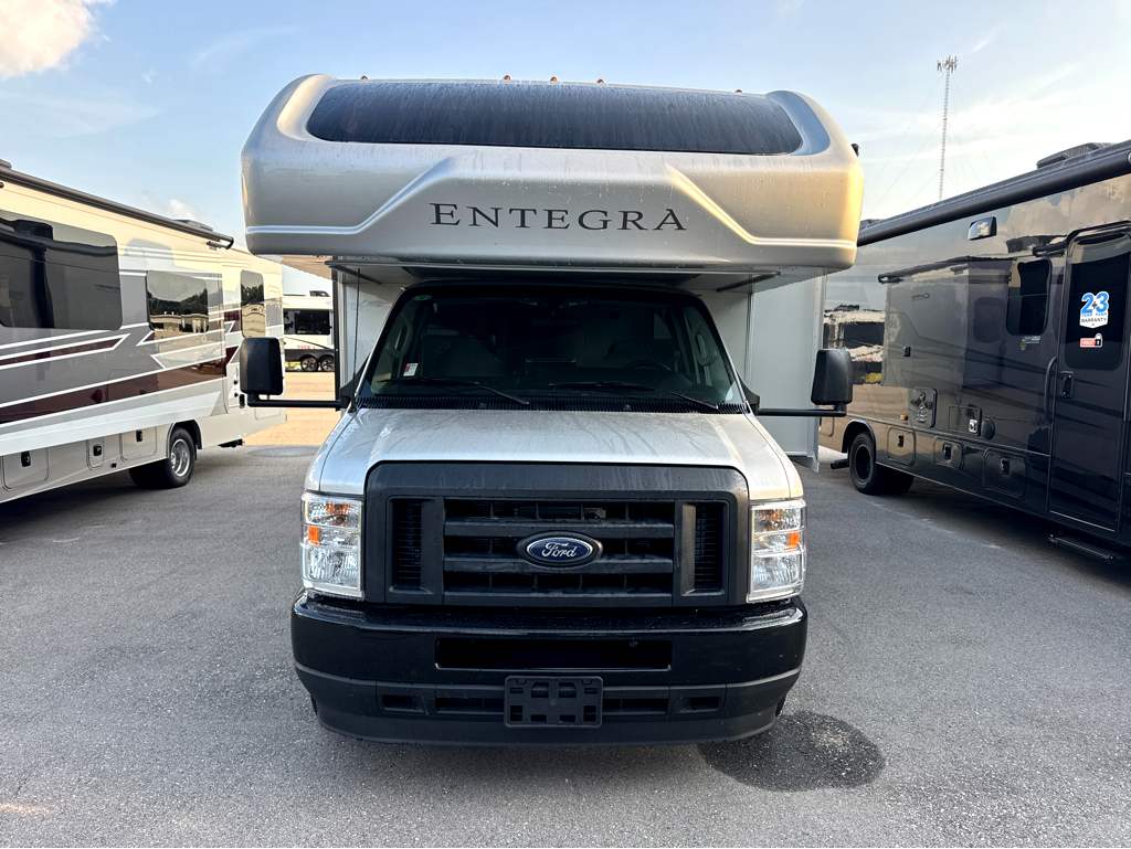 2027 ENTEGRA COACH ODYSSEY 29V - Image 2