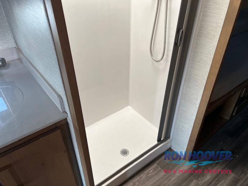 2020 TIFFIN 24TW - Image 22