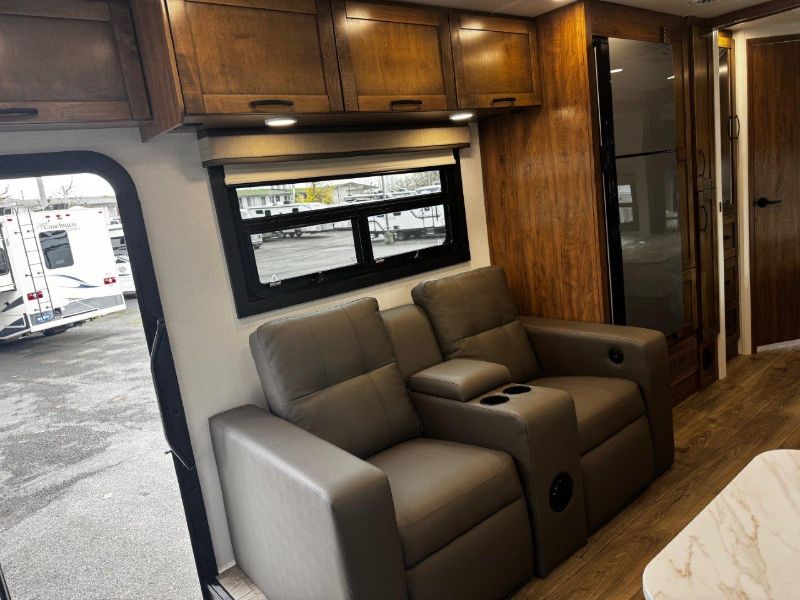 2026 Entegra Coach Esteem XL 32U - Image 21