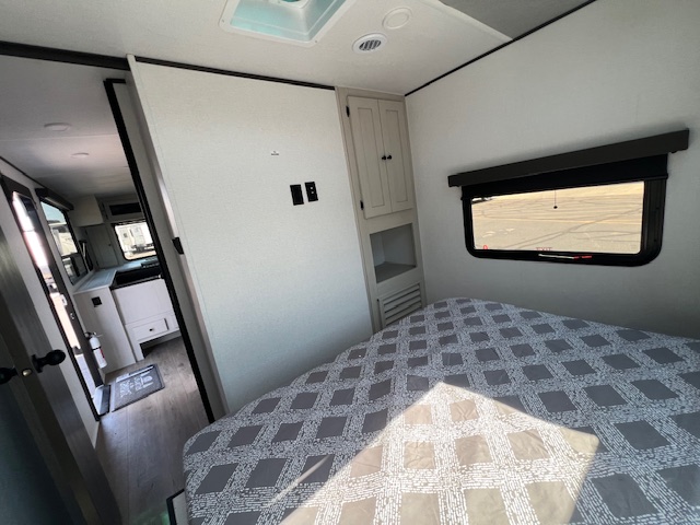 2026 Coachmen Northern Spirit 2560RK - Image 27
