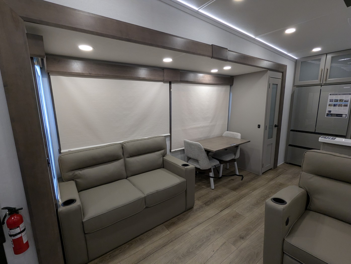 2026 Alliance RV Paradigm 382RK - Image 31