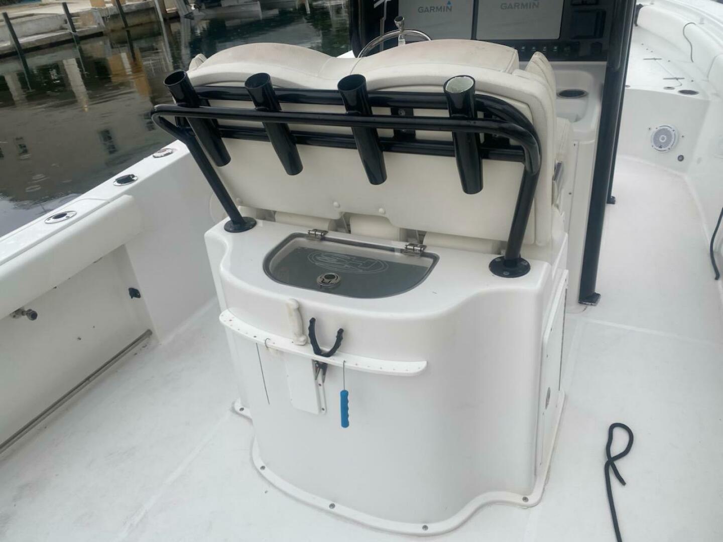 2018 Sea Hunt GAMEFISH 27FS Base - Image 6