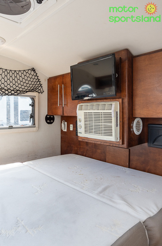 2018 Nucamp Tag XL OUTBACK - Image 12