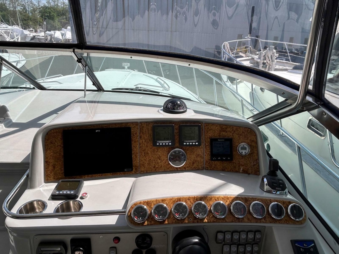 2007 Formula 40PC - Image 15