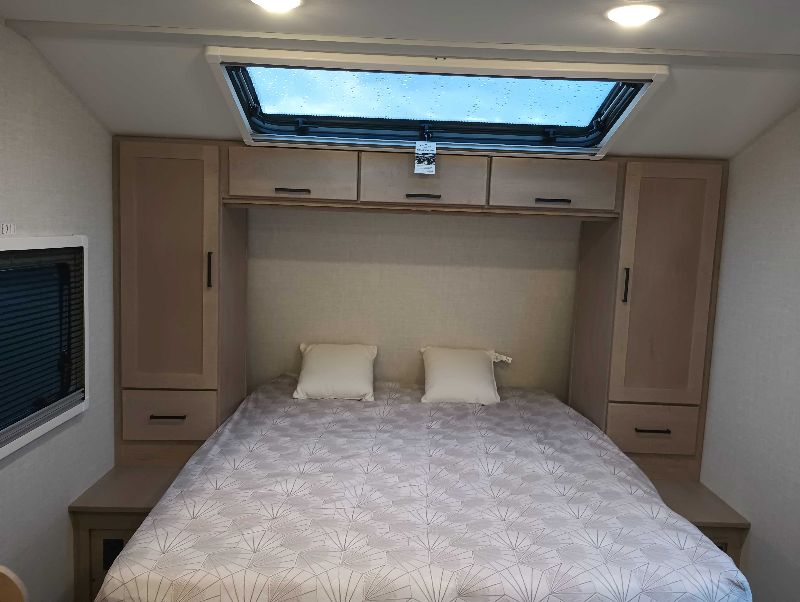 2026 Ember RV Overland Series 221MSL - Image 16