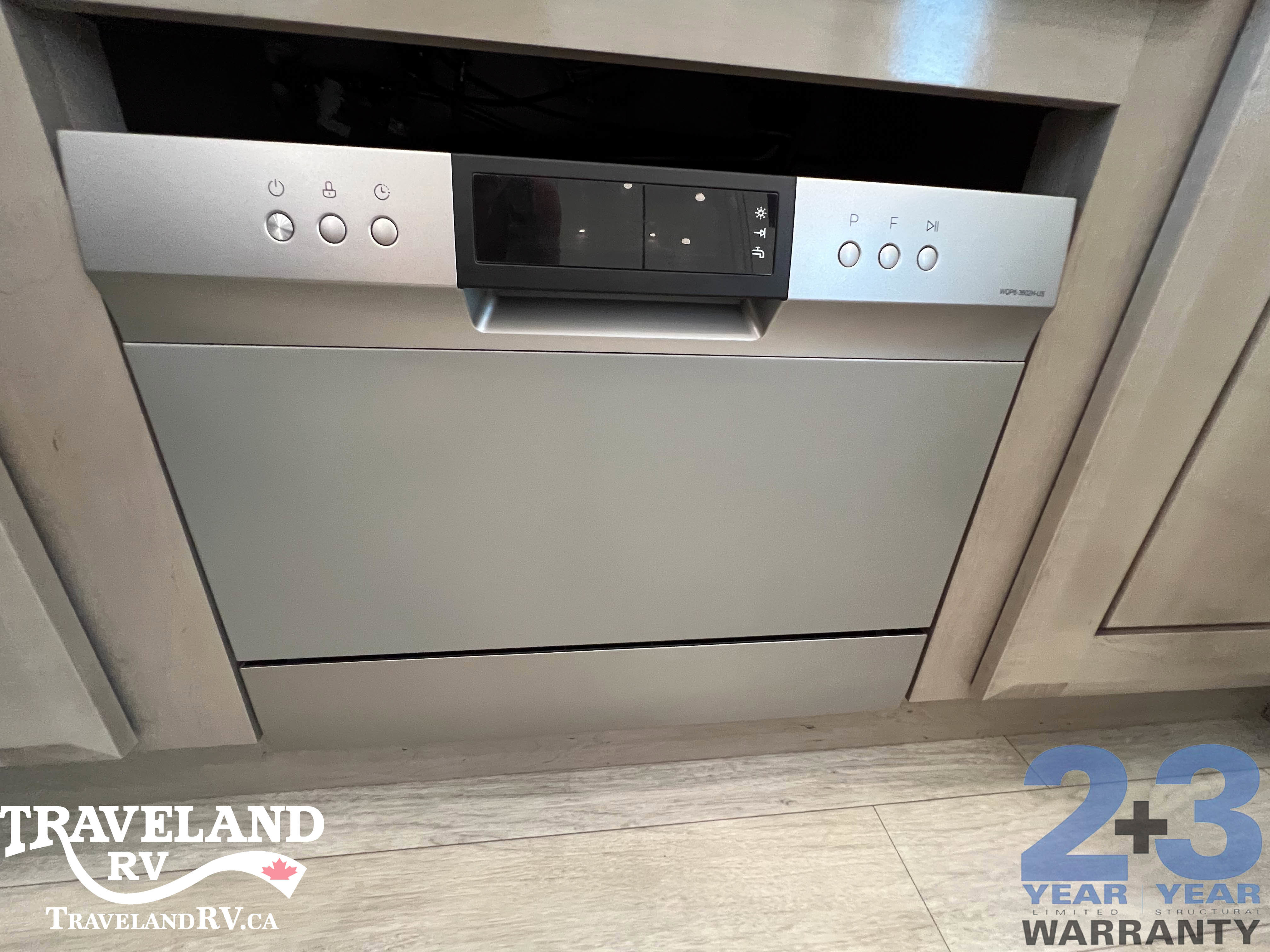 2026 Jayco Pinnacle 38FBRK - Image 23
