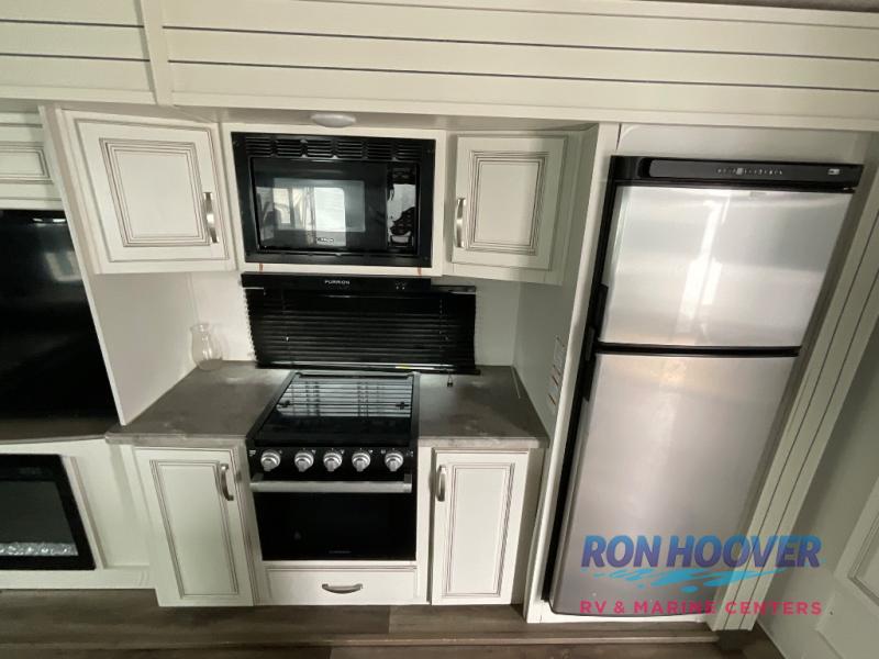 2022 KEYSTONE 33RLI - Image 7