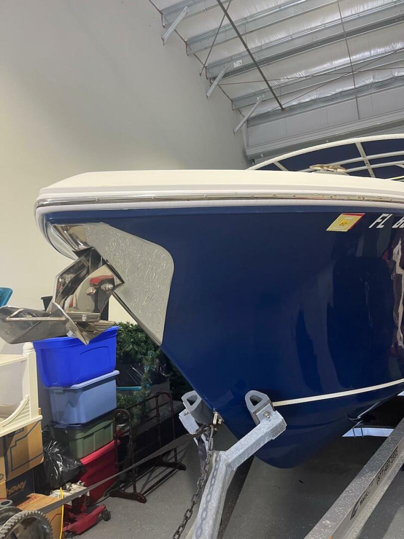 2015 Sailfish 275 DC - Image 6