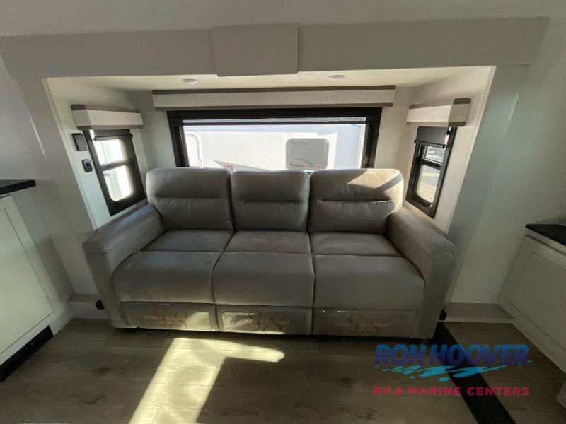 2026 JAYCO NORTHPOINT 382FLRB - Image 32
