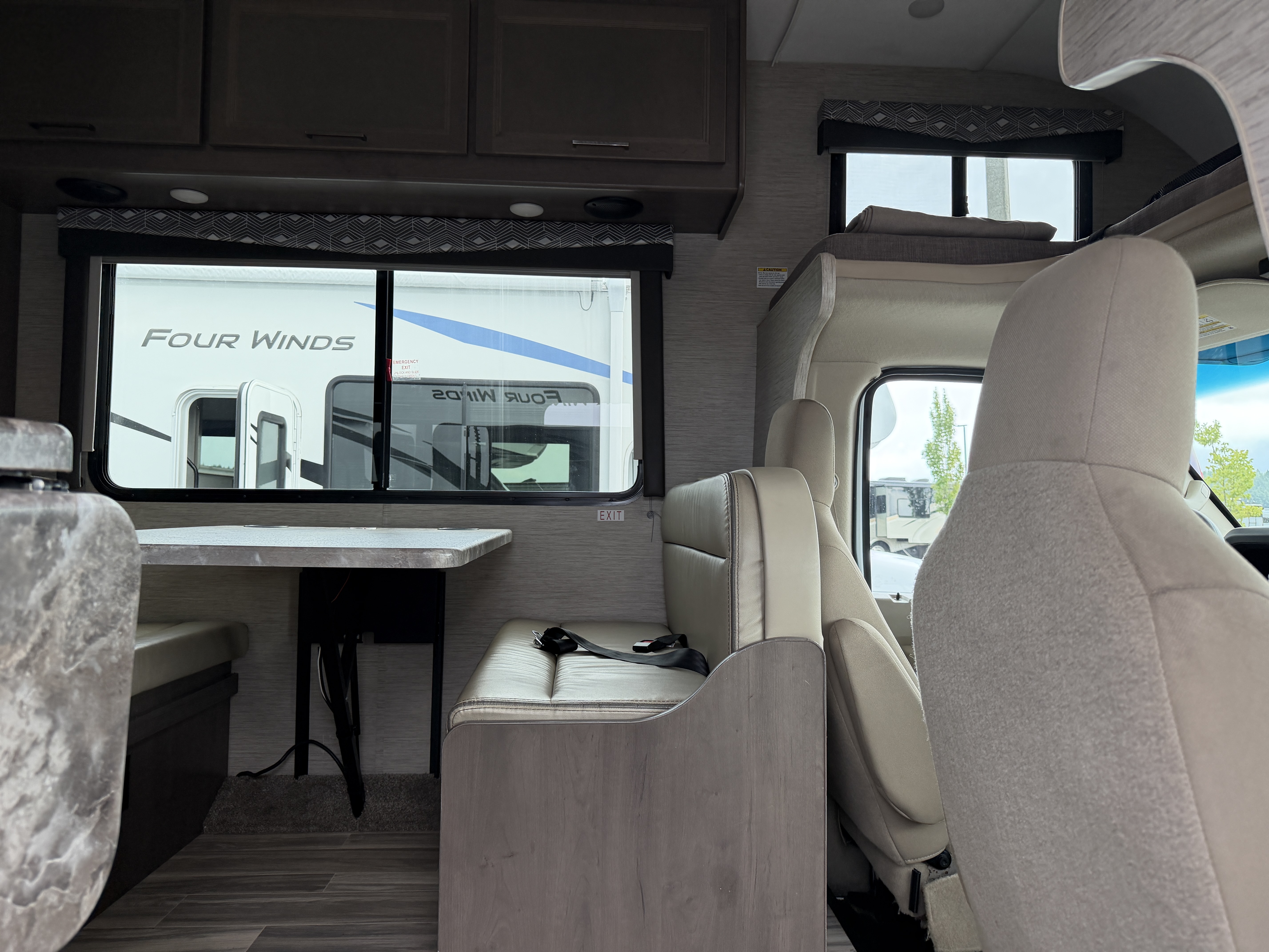 2024 Thor Motor Coach Four Winds 22E - Image 4