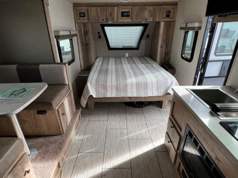 2021 Palomino Revolve EV1 - Image 9