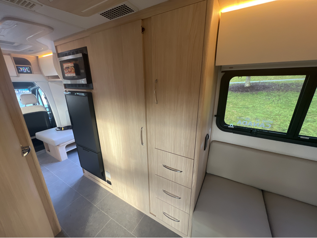 2026 Leisure Travel Unity U24RL - Image 5