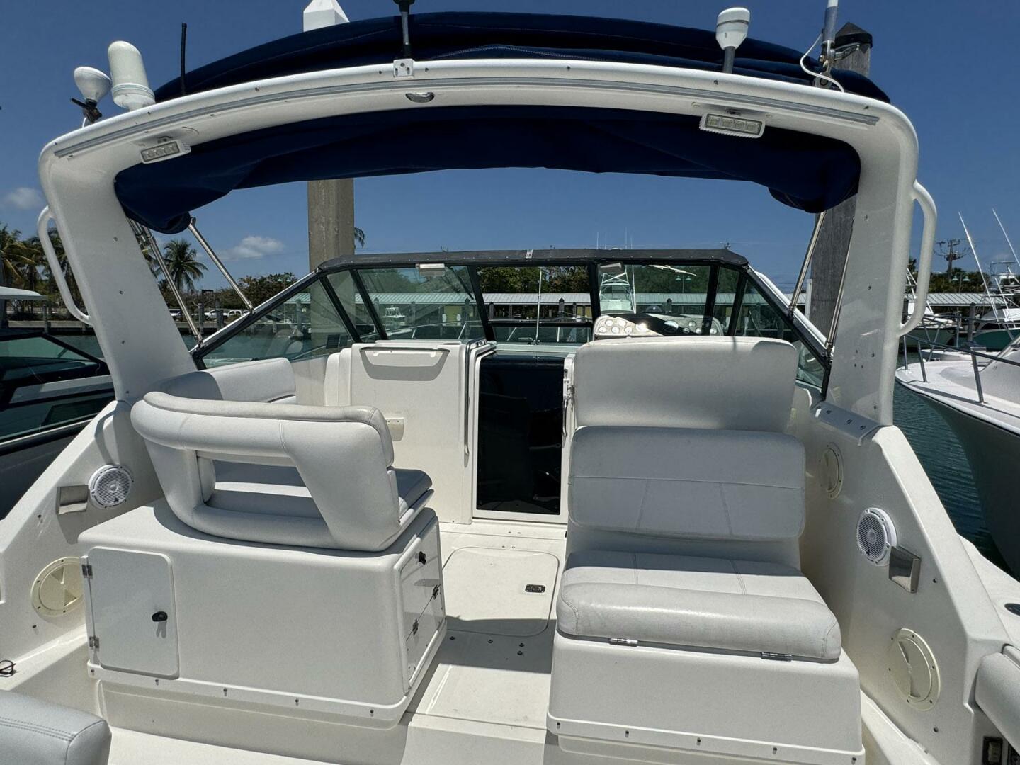 2000 Tiara Yachts 3100 Open - Image 46