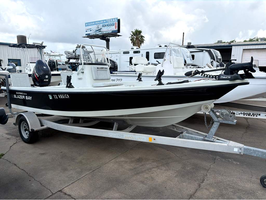 2015 BLAZER BAY 2015 1900 - Image 2