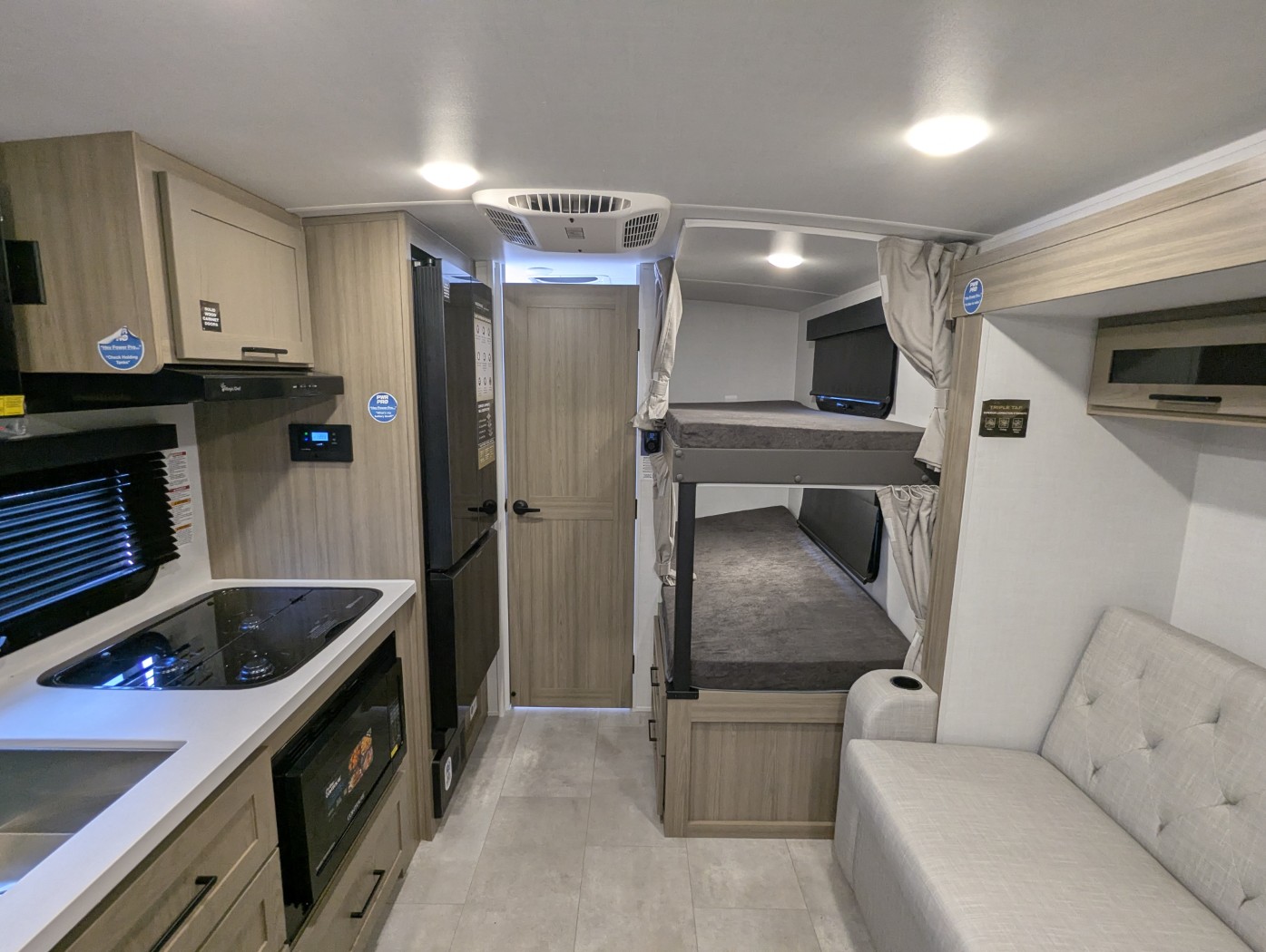 2027 Forest River Rockwood Geo Pro G20SBH - Image 16