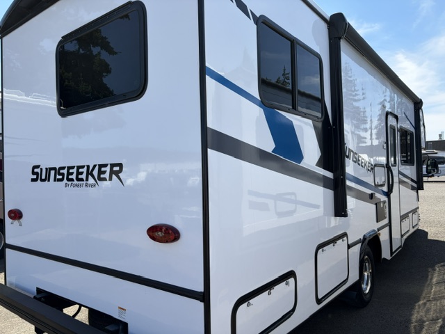 2026 Forest River Sunseeker LE 2750SLE - Image 7