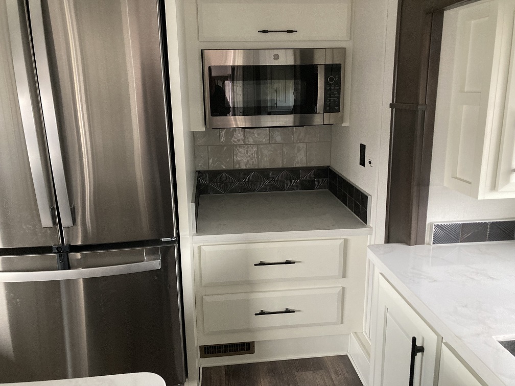 2025 DRV Mobile Suites MS 41FKRB - Image 15