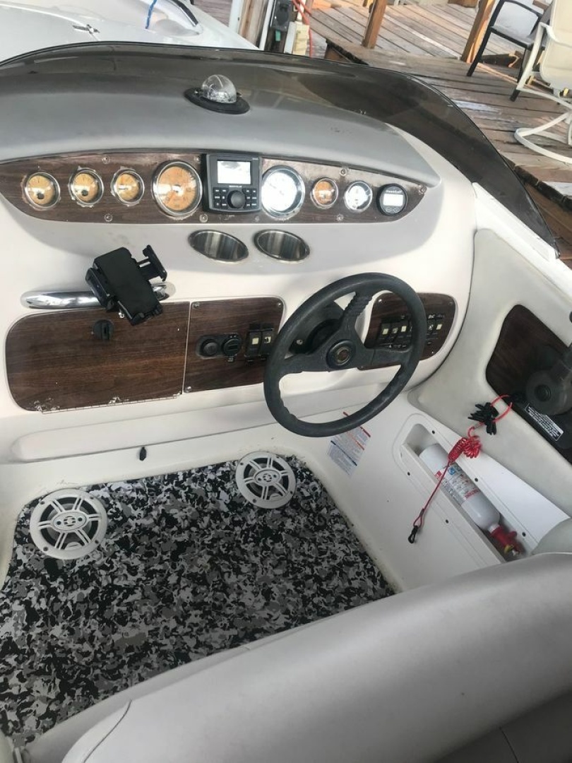 2005 Chaparral - Image 7
