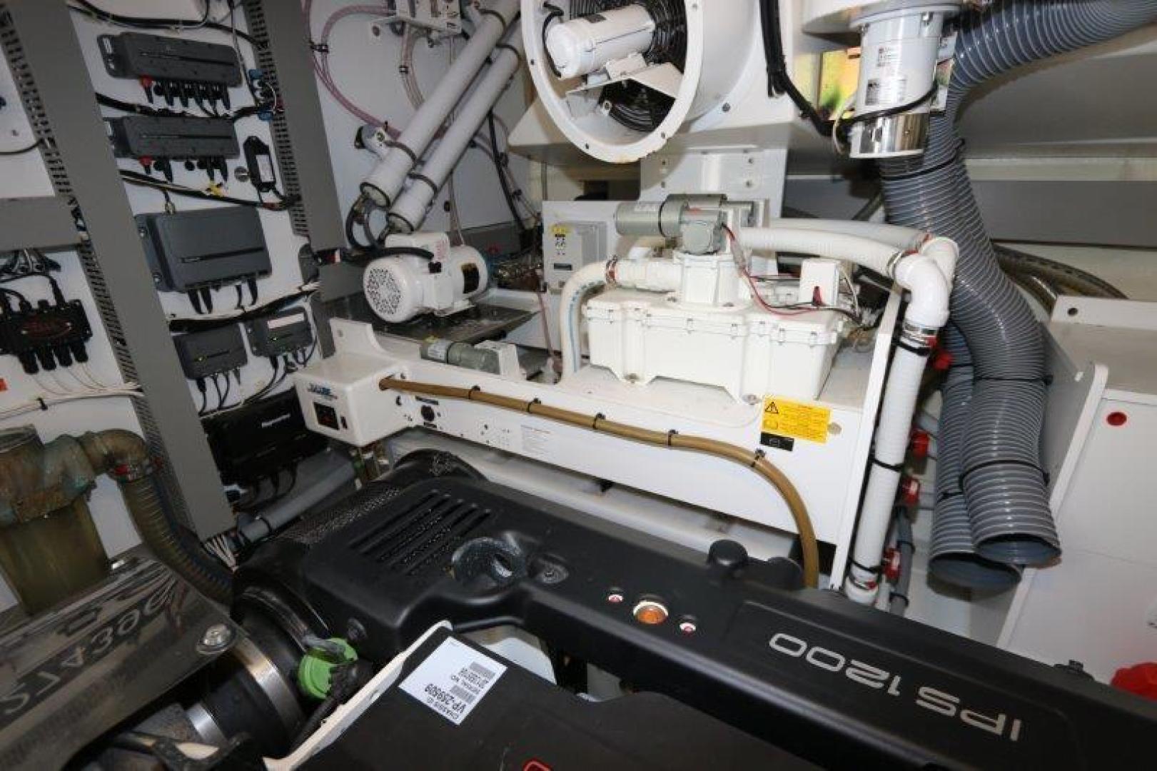 2017 Prestige Motoryacht - Image 33