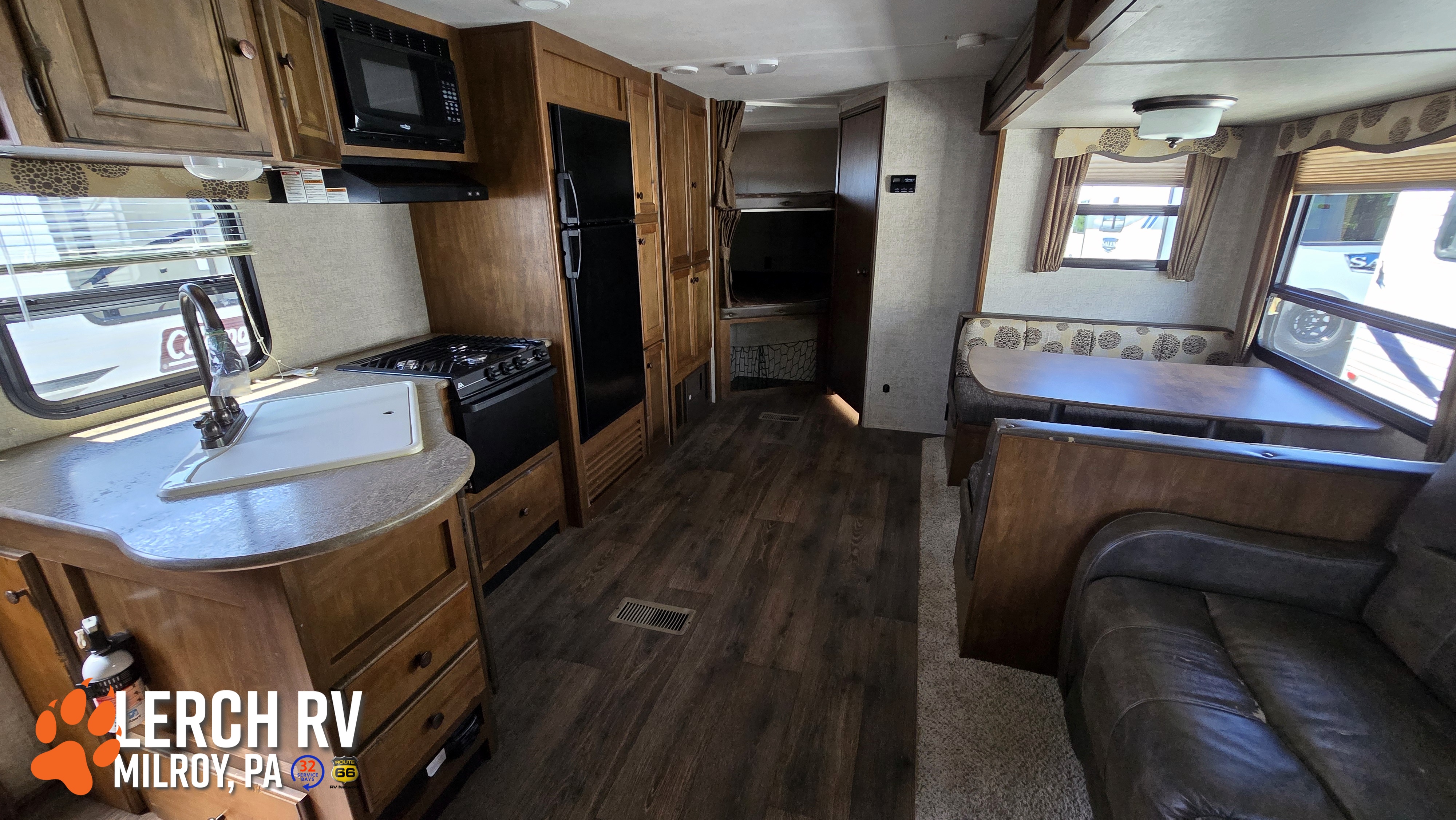 2016 KEYSTONE SPRINTER CAMPFIRE 28BH - Image 26