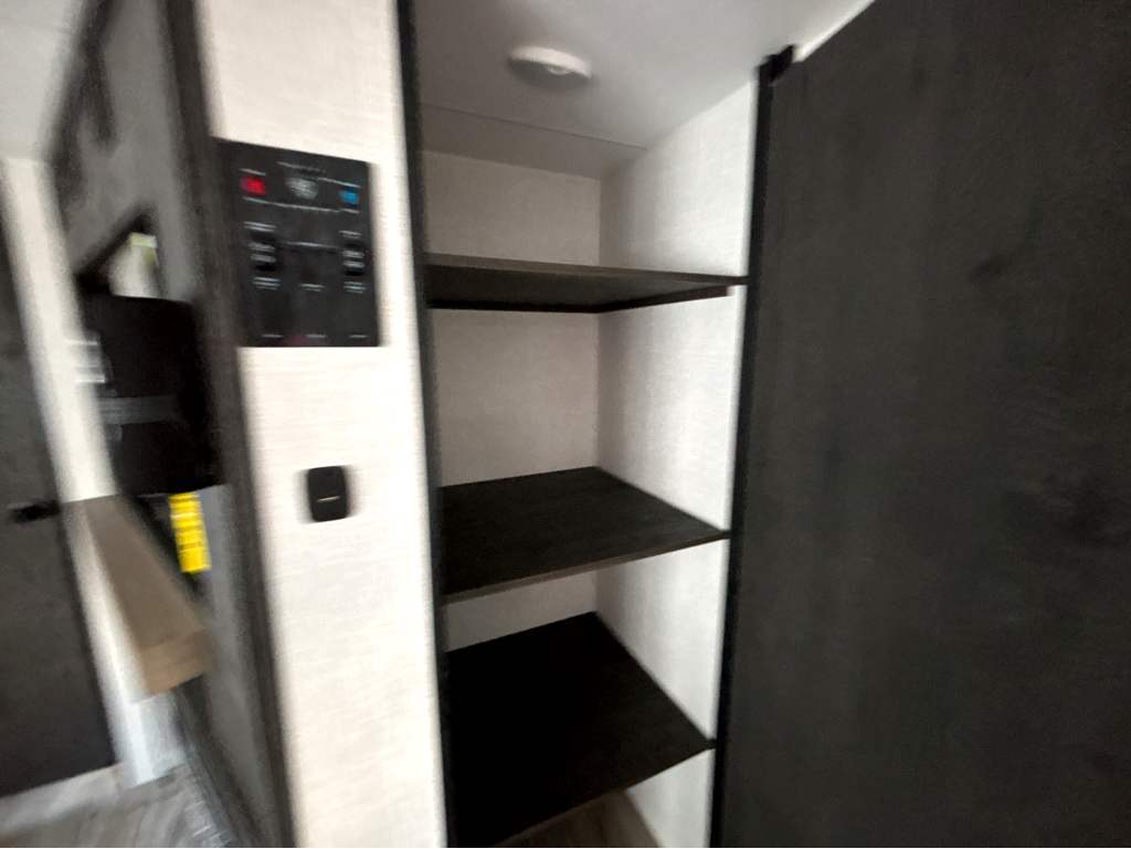 2026 VENTURE RV SIENNA 251VRB - Image 25