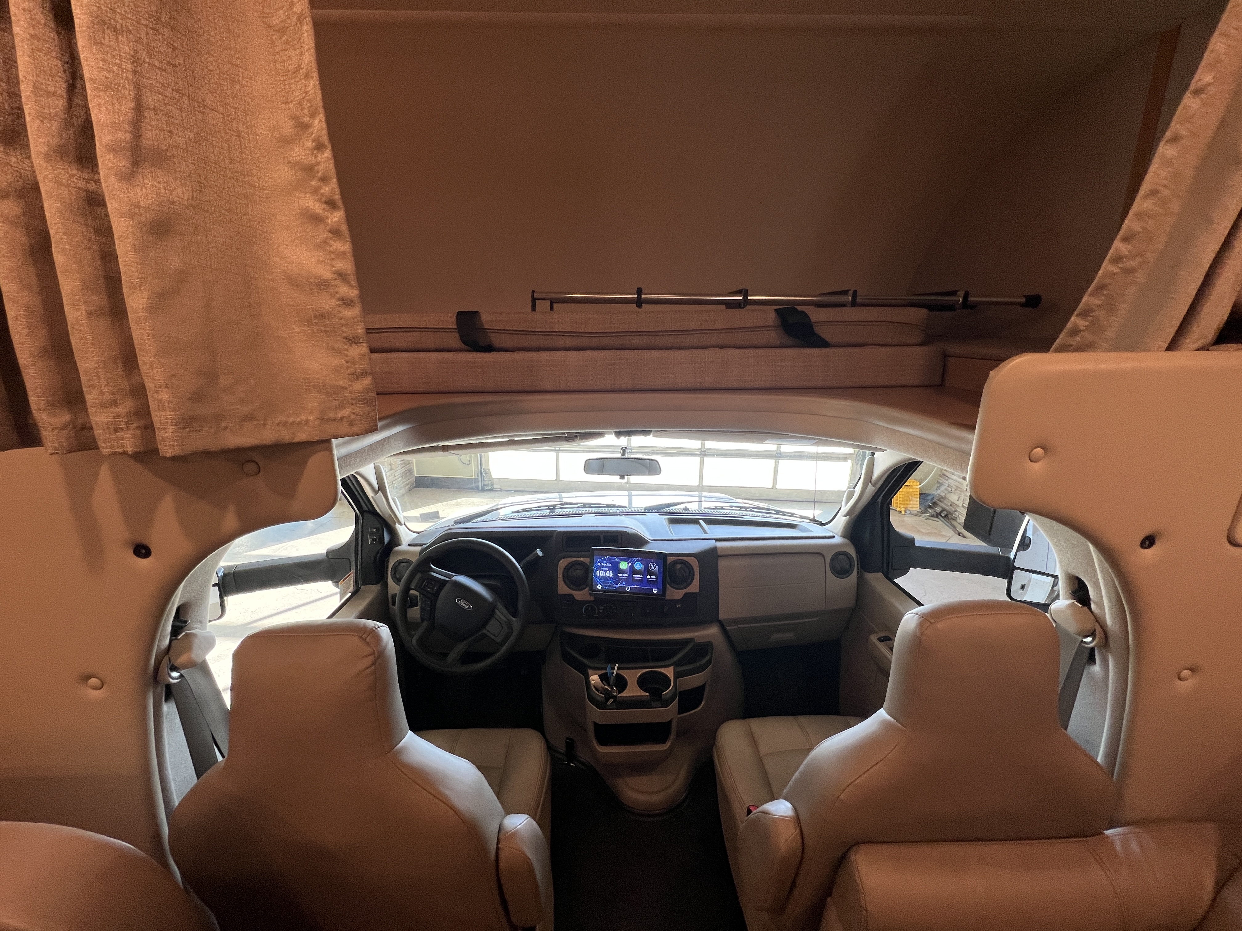 2021 Thor Motor Coach Four Winds 28Z - Image 9