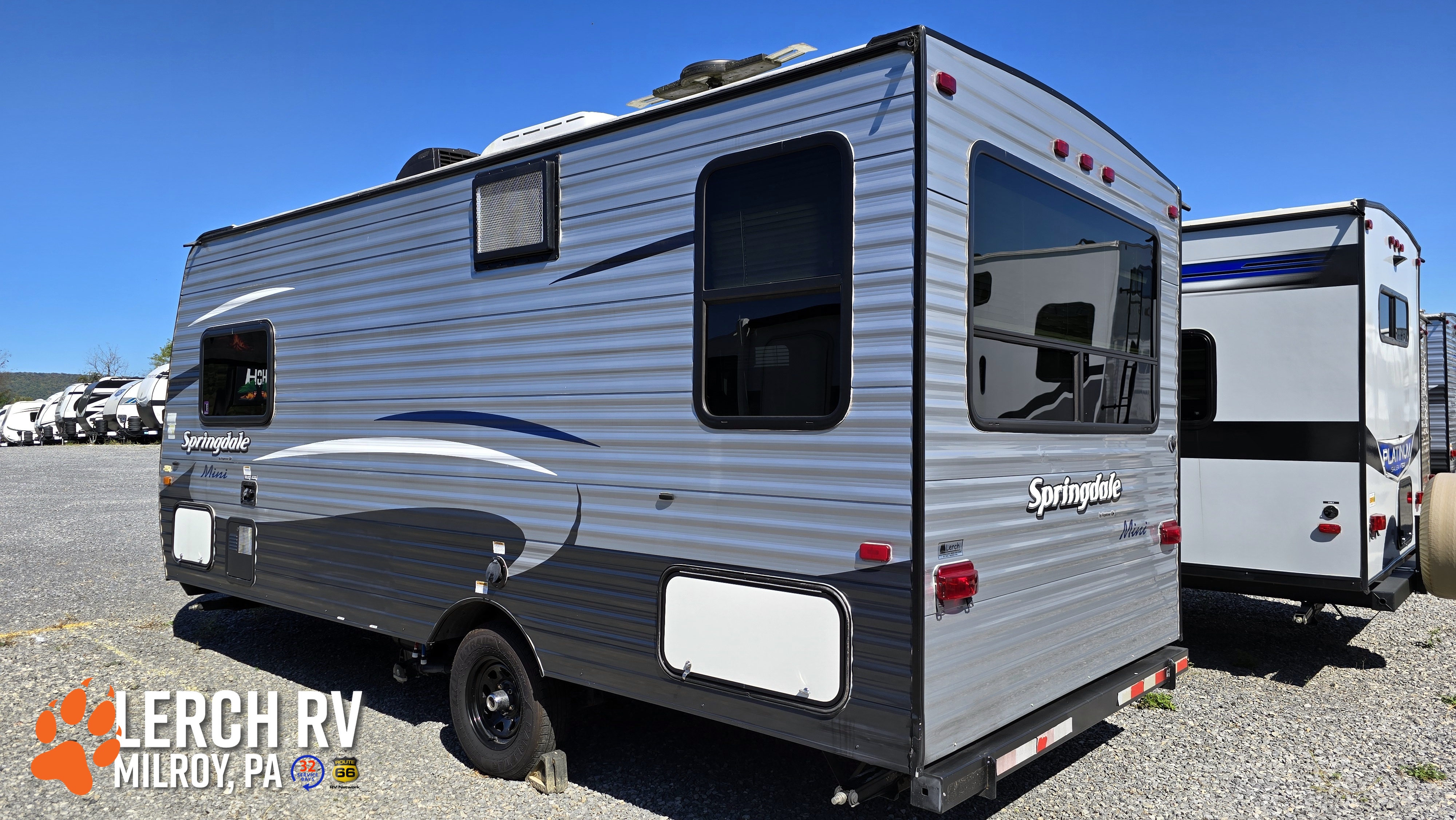 2018 Keystone Springdale Summerland Mini 1750RD - Image 5