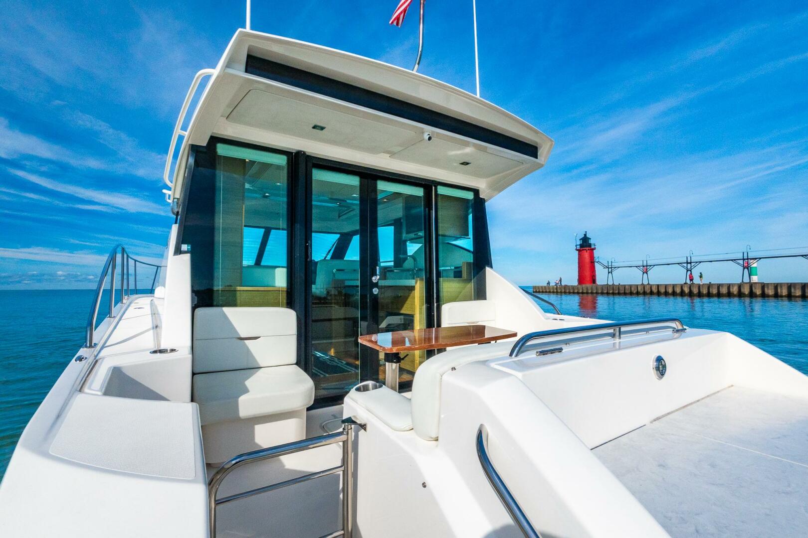 2022 Tiara Yachts 39 Coupe - Image 8