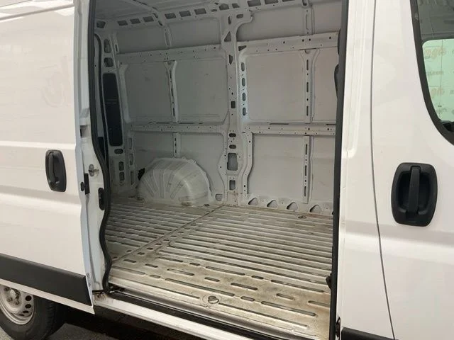 2025 Ram ProMaster Cargo Tradesman 2500 High Roof 136" WB w/Pass Seat - Image 18