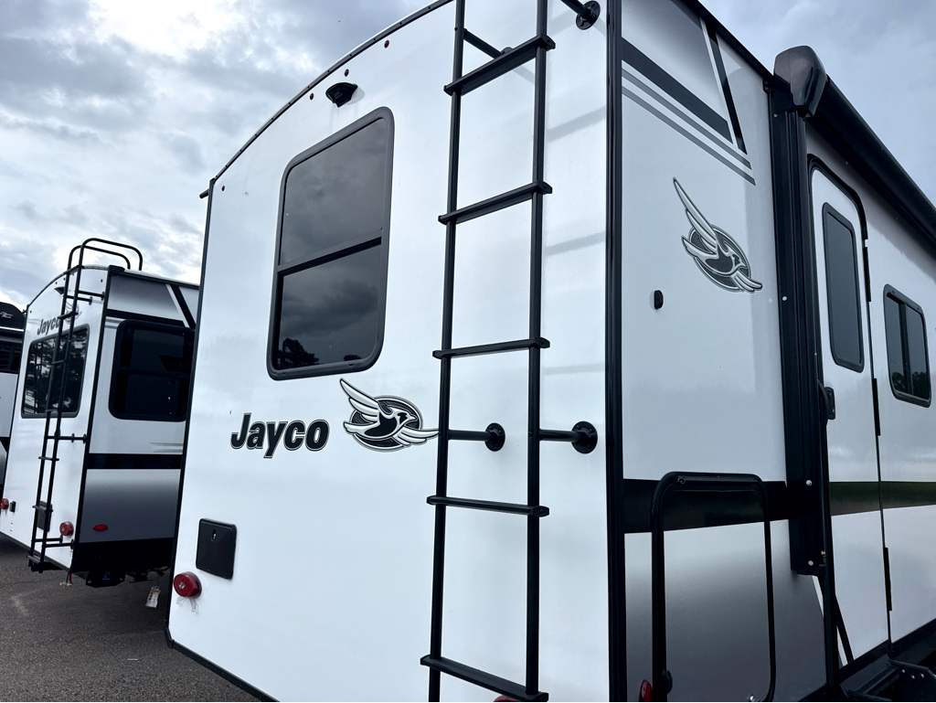 2027 JAYCO JAY FEATHER 26FK - Image 5