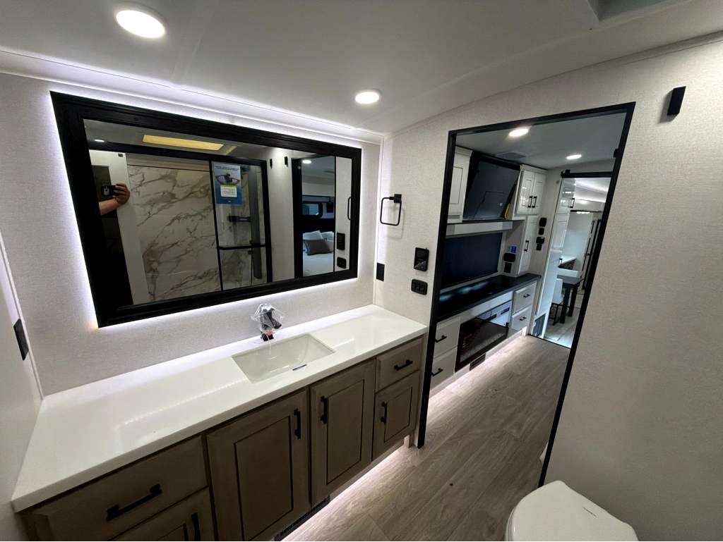 2027 JAYCO PINNACLE 38FBRK - Image 46