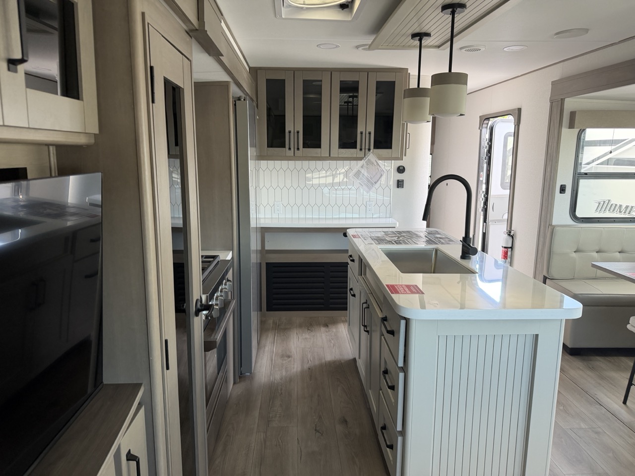 2026 Grand Design Reflection Travel Trailer 345RLTS - Image 9