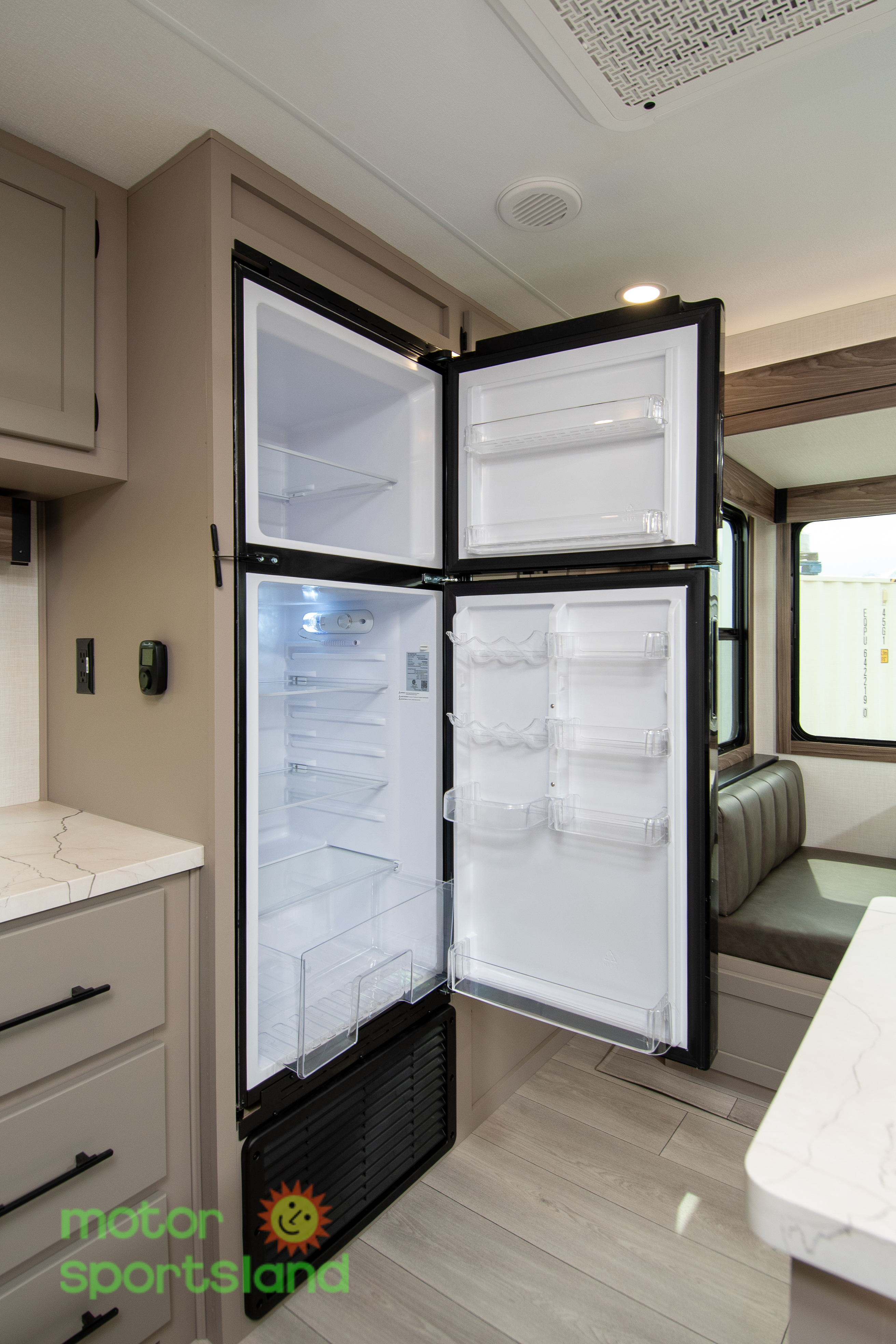 2026 KZ RV Connect C333RLK - Image 29