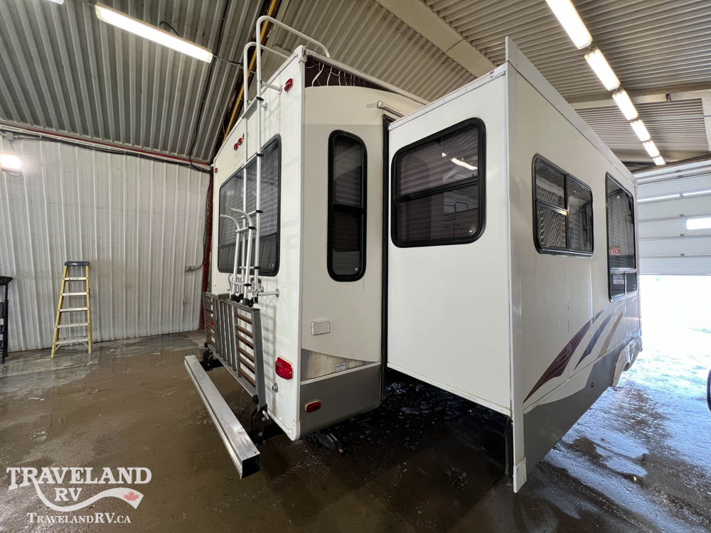 2012 FOREST RIVER SABRE 31CKTS - Image 11
