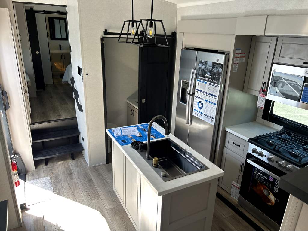 2026 JAYCO NORTH POINT 382FLRB - Image 19