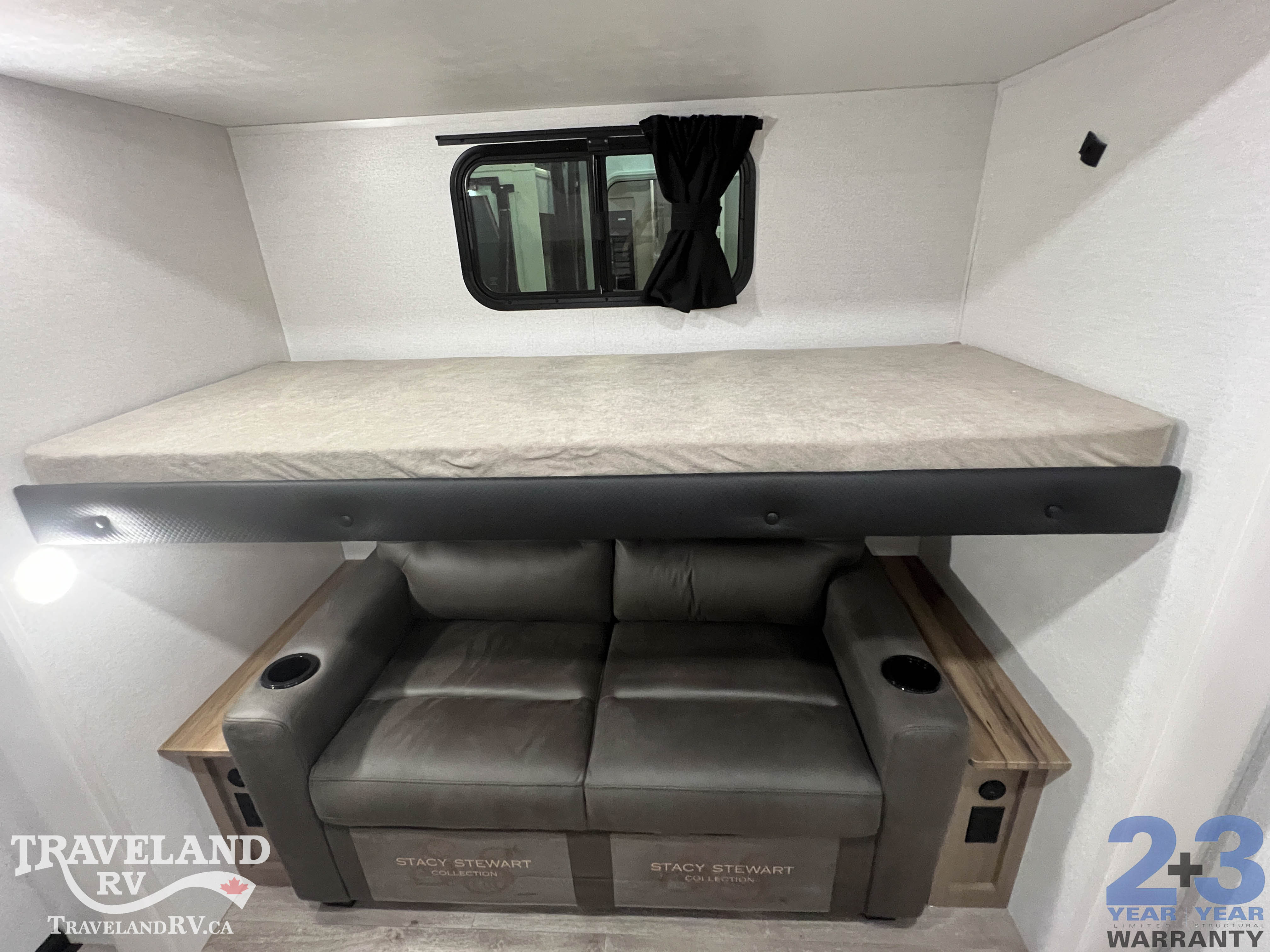 2027 Jayco Eagle 312BHOK - Image 33