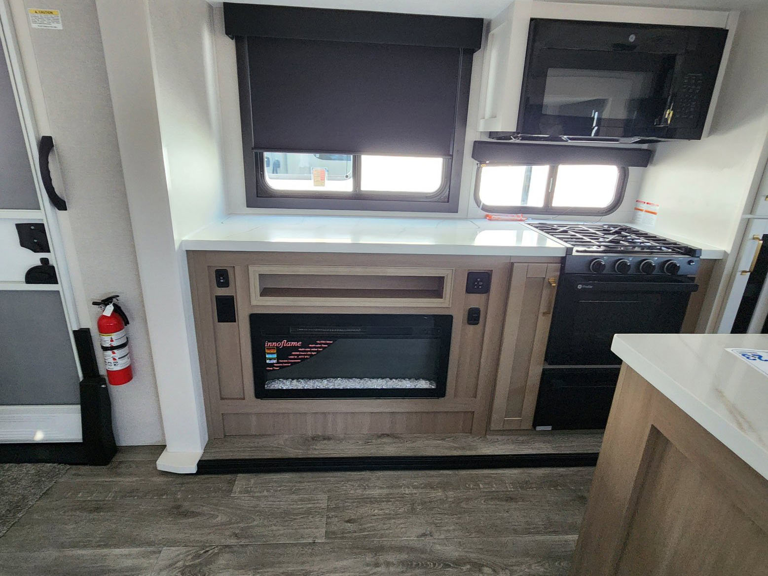 2026 JAYCO EAGLE HT 320MKTS - Image 9