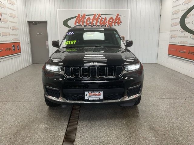 2022 Jeep Grand-Cherokee-L Laredo Altitude 4x4 - Image 2