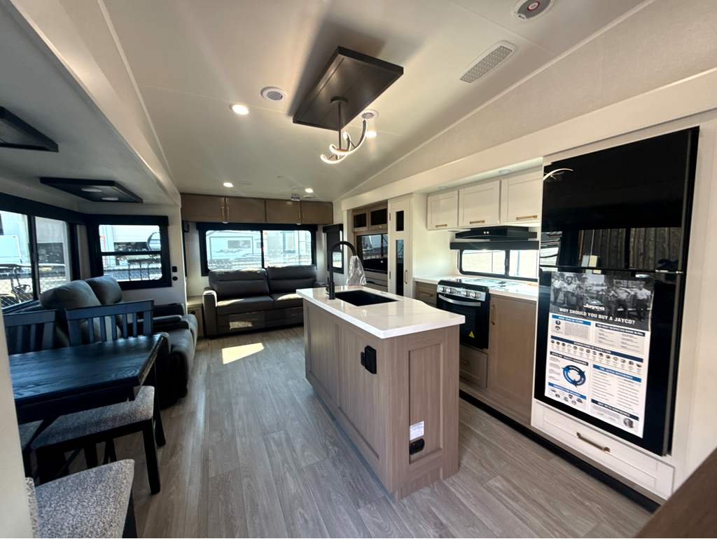 2027 JAYCO EAGLE 29RLC - Image 9