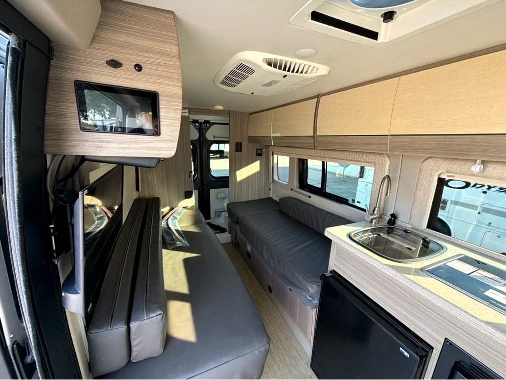 2022 ENTEGRA COACH ETHOS 20T - Image 15