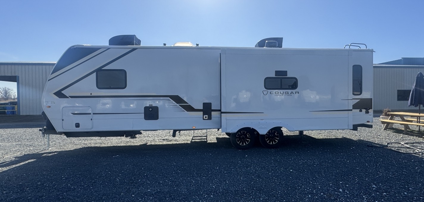 2026 Keystone Cougar Half-Ton 29RLP - Image 4